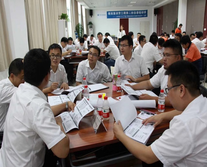 鴻安德龍培訓班現(xiàn)場